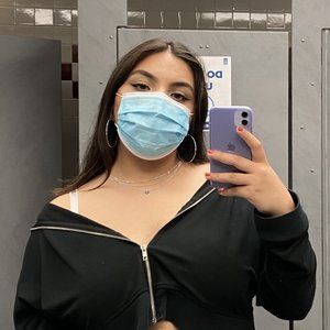 Meet your Posher, Nicole